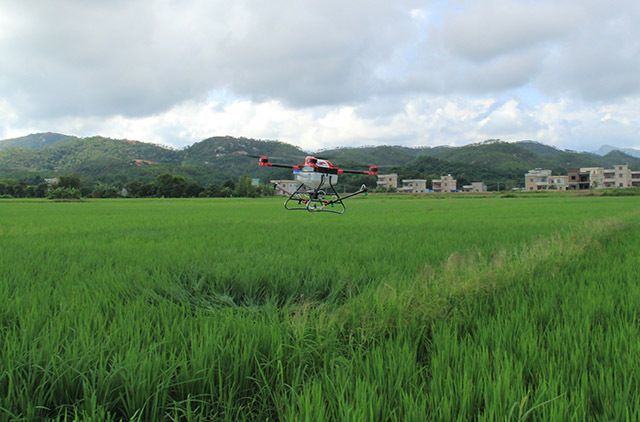 培育市場是整個無人機企業(yè)和服務組織要共同來做的事