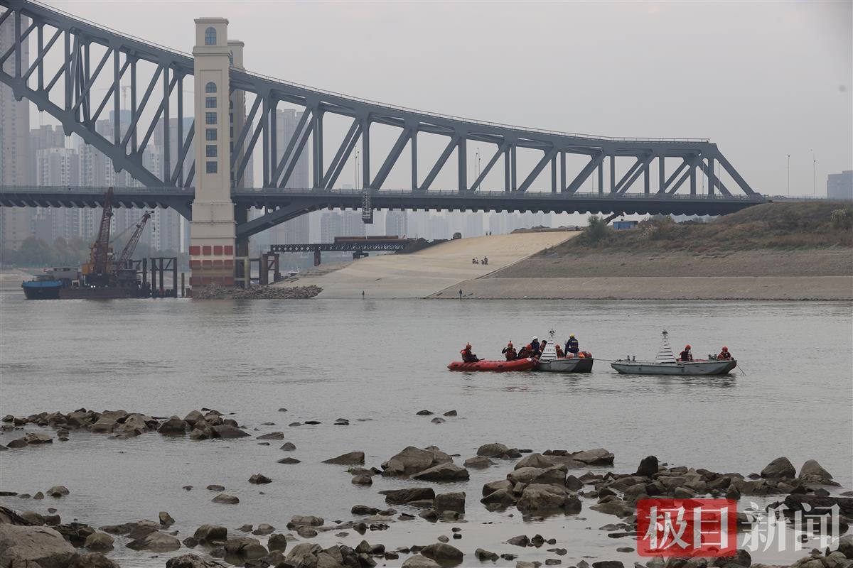 漢臺民間救援交流會在漢舉行，兩岸援救組織視頻連線展示實戰(zhàn)演練